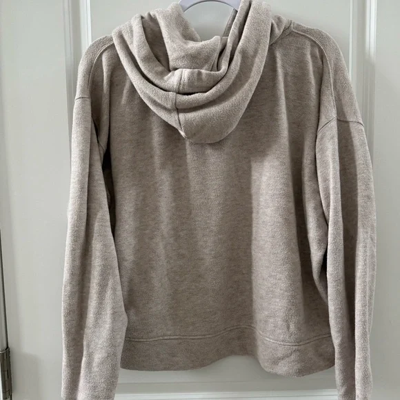 Universal Thread Cozy Tan women’s size Medium loungewear hoodie - Picture 5 of 5